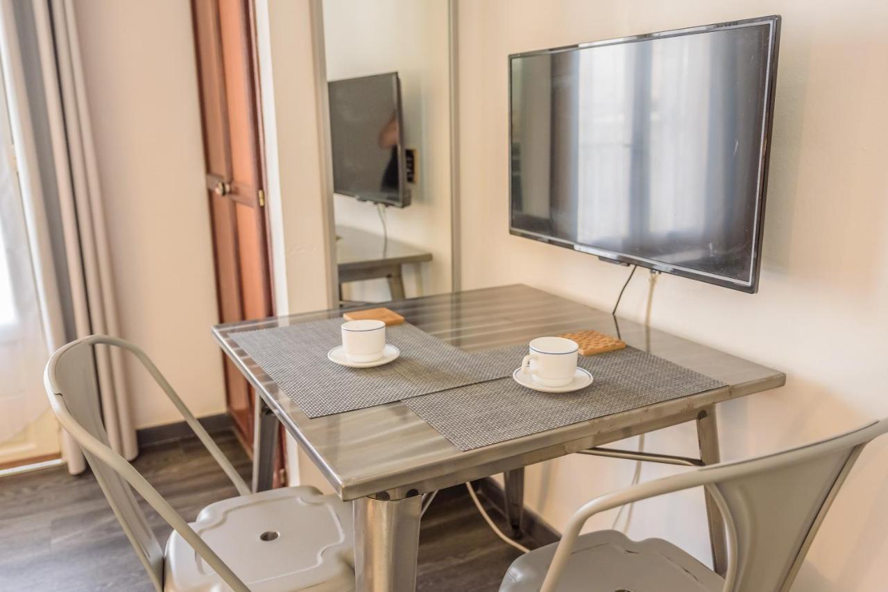 Appartements Et Chambres En Coeur De Ville Saint-Denis - Entree Autonome - Check In 14H30- エクステリア 写真
